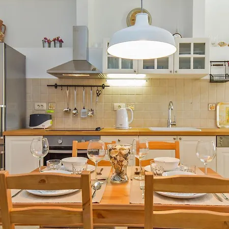 Apartment Sea View Beatrice By Irundo